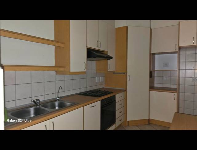 6 BEDROOM HOUSE FOR SALE IN ELSPARK